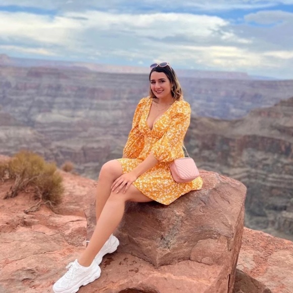 Yellow Ditsy Floral Print Mini Dress V-Neck Ties 3/4 Puff Sleeve Fit & Flare - Picture 10 of 11